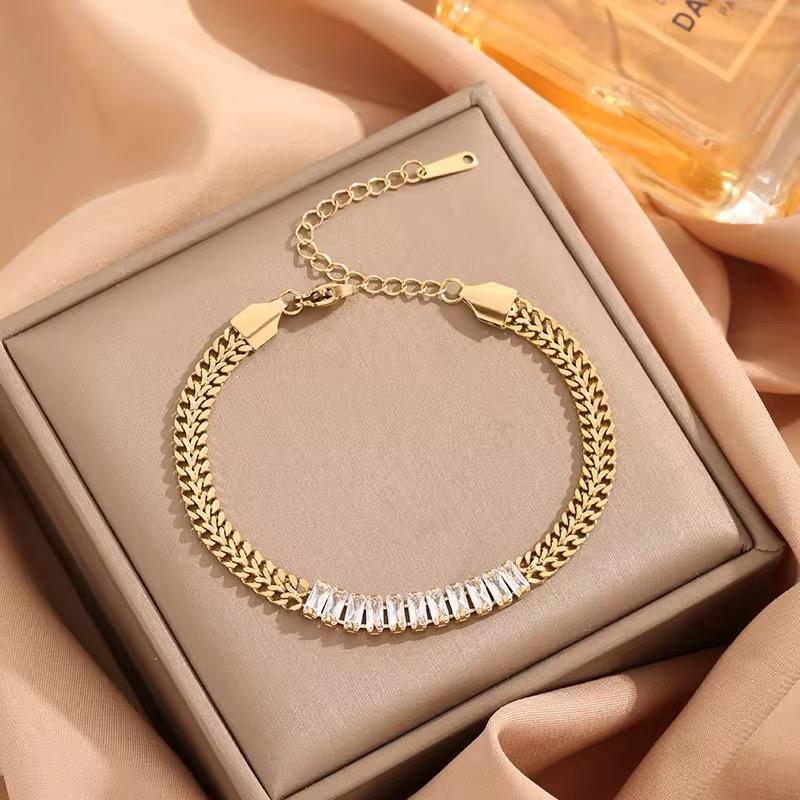 Premium Quality Stainless Steel Luxury Brecelet