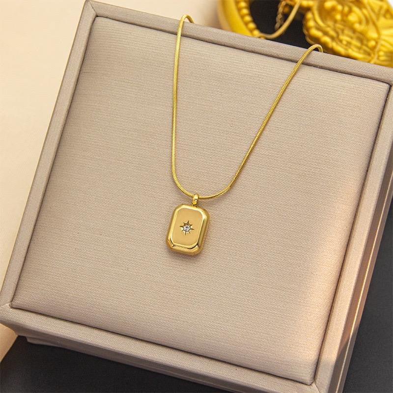 Premium Quality Stainless Steel Pendent/Chain