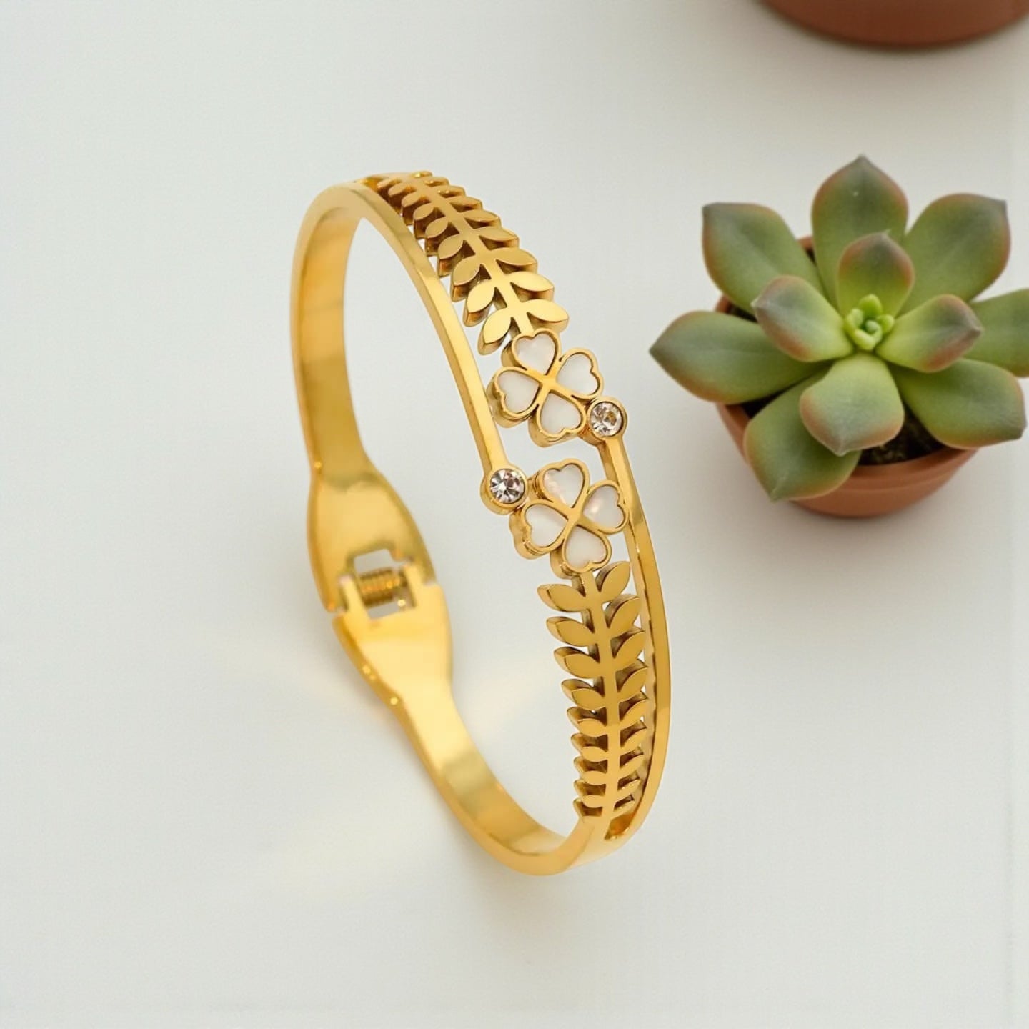 Premium Quality Stainless Steel Top Trending Handcuff