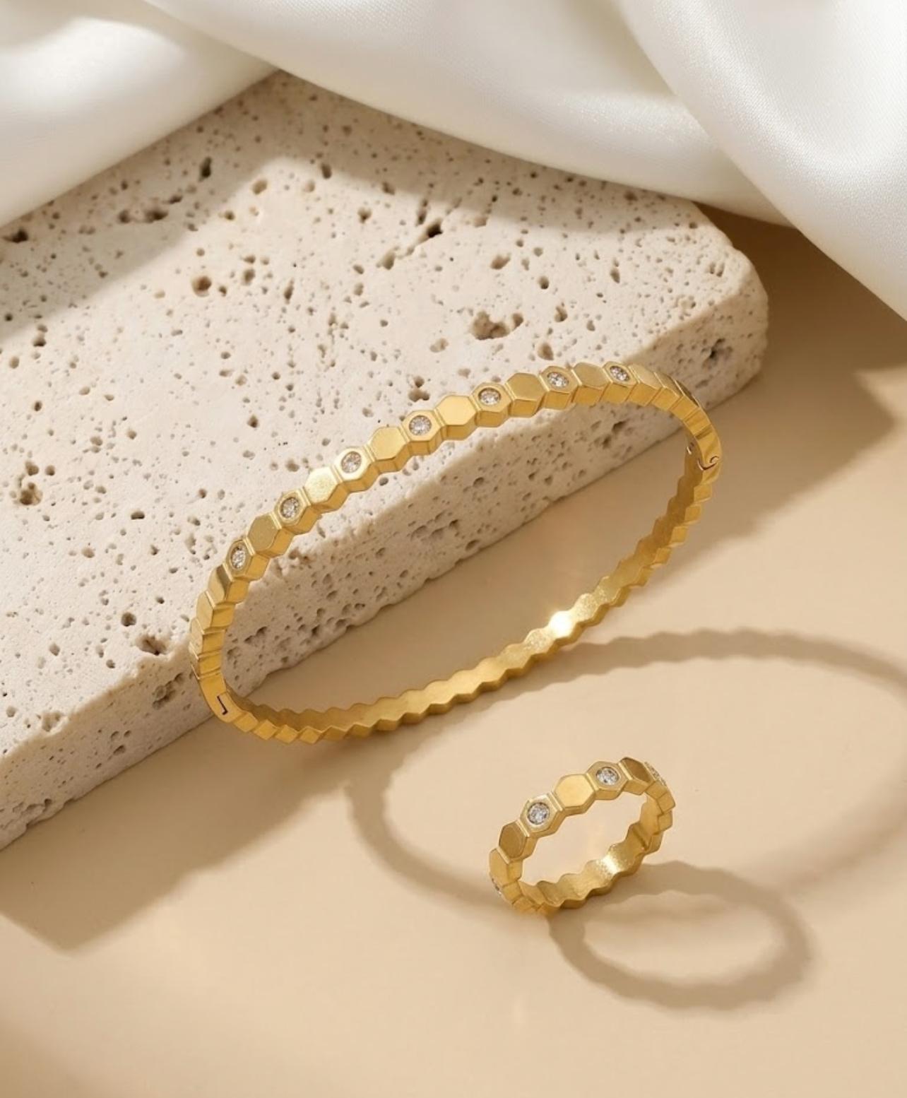 Stainless Steel Top Trending Handcuff With Ring