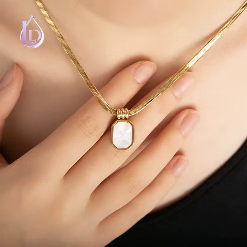 Premium Quality Stainless Steel Pendent/Chain