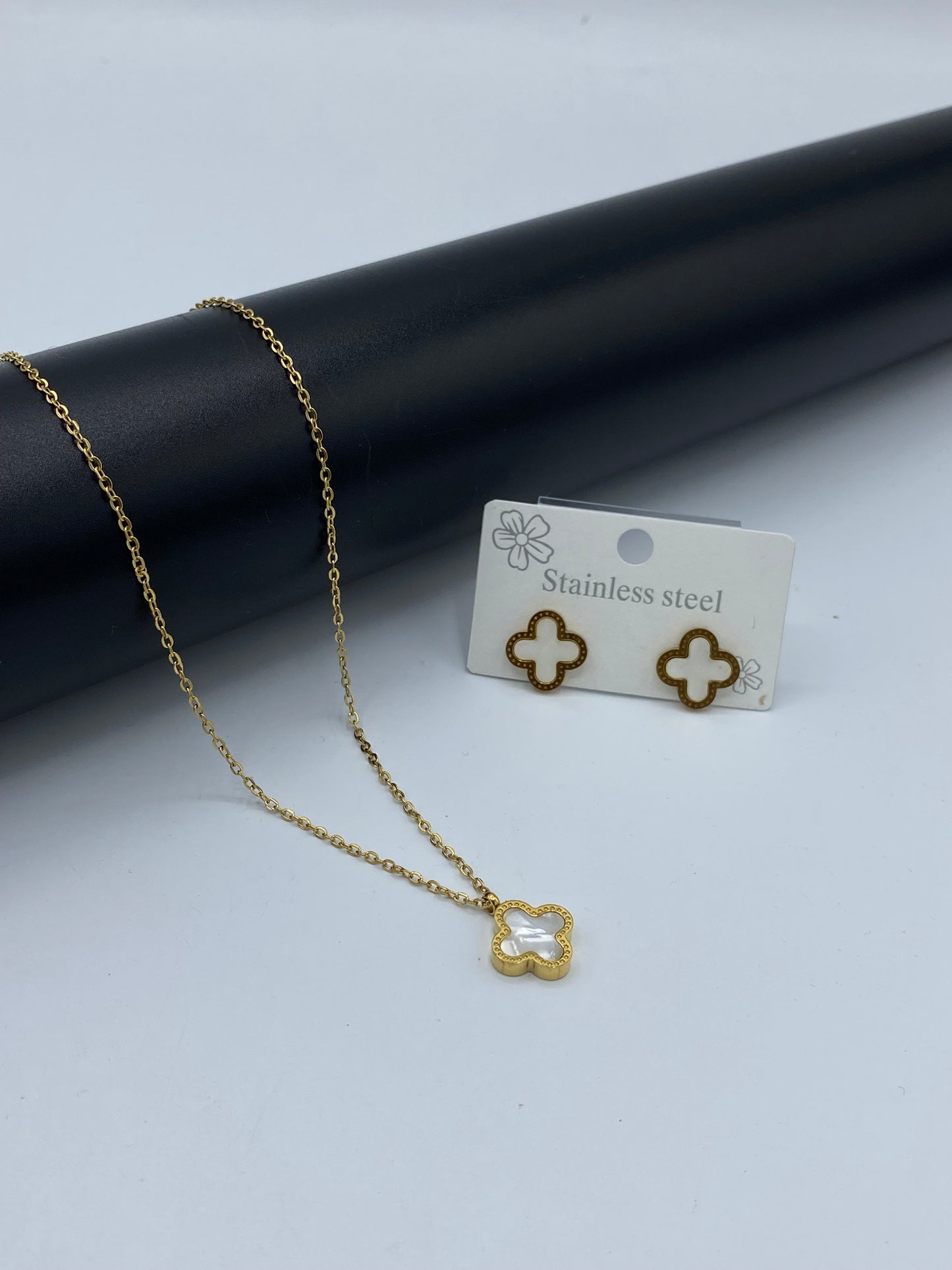 Premium Quality Sainless Steel Locket Sets