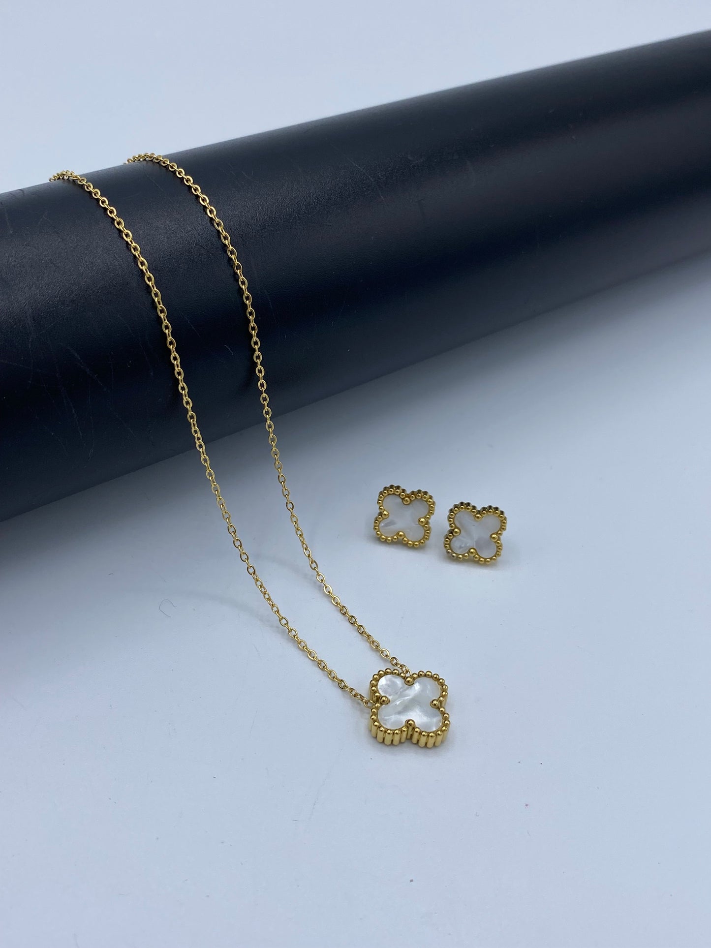 Premium Quality Sainless Steel Locket Sets