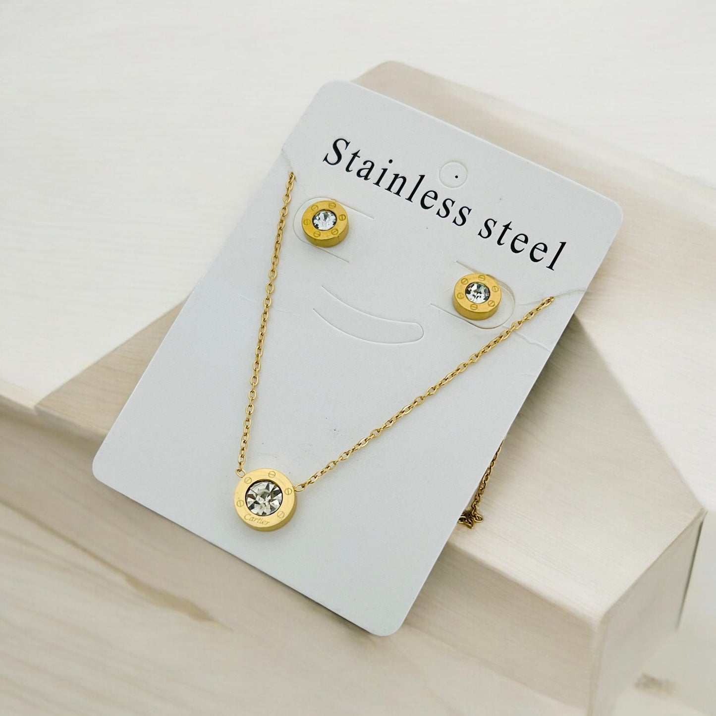 Premium Quality Sainless Steel Locket Sets