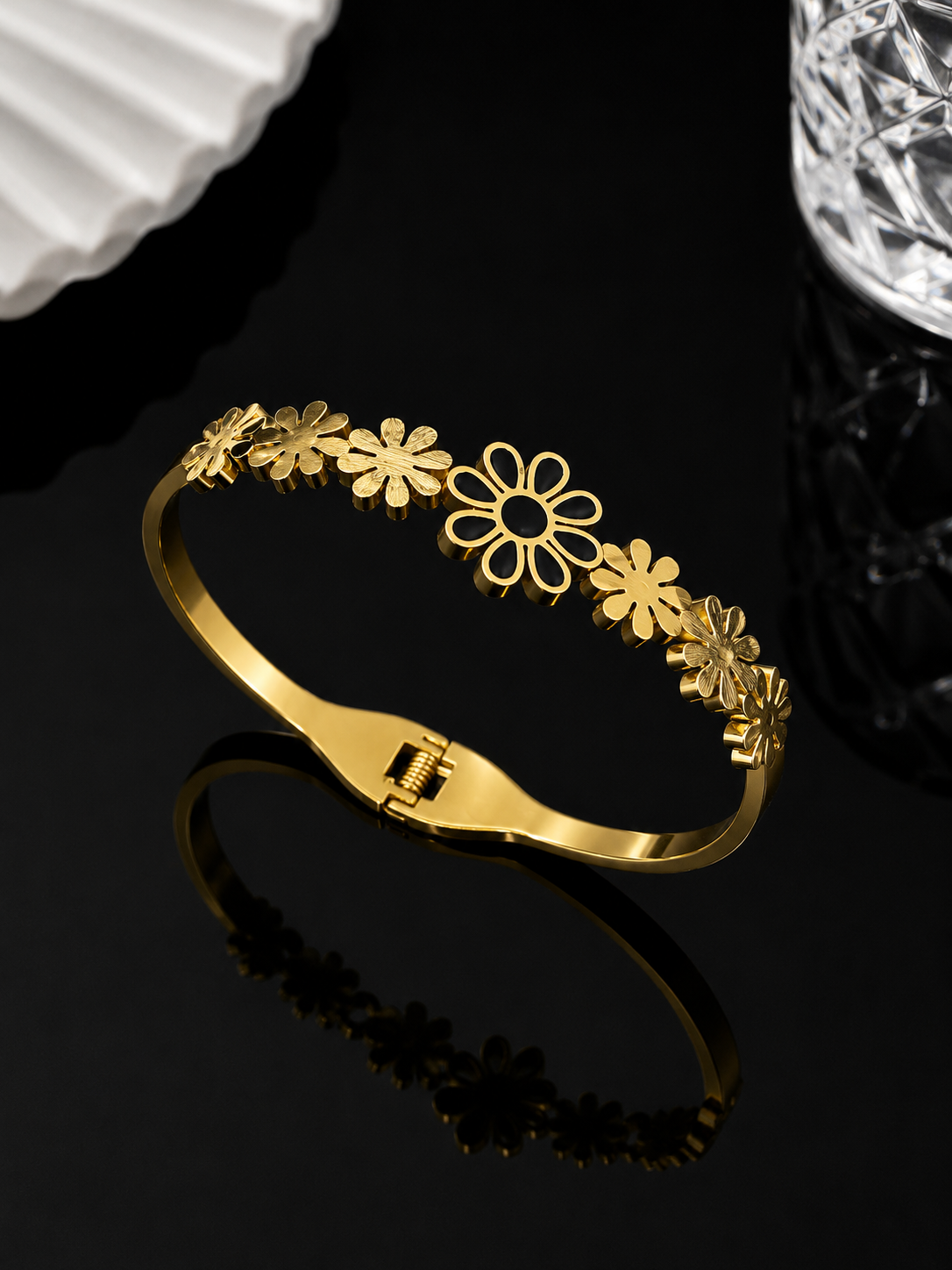 Premium Quality Stainless Steel Top Trending Handcuff
