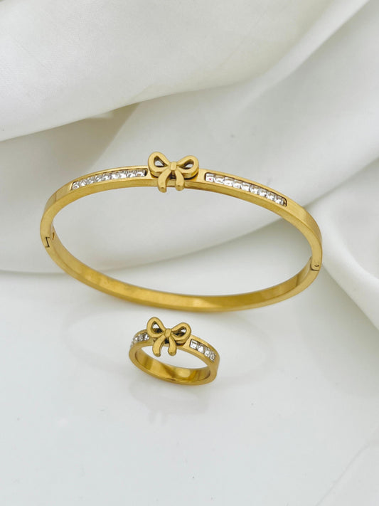 Stainless Steel Top Trending Handcuff With Ring