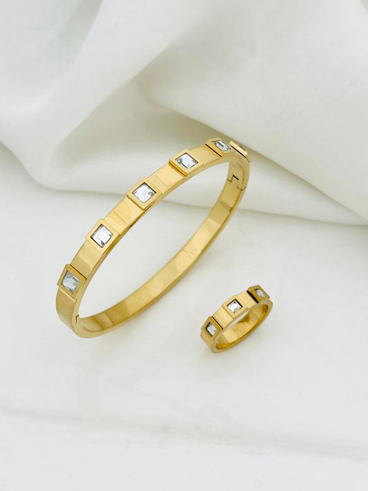 Stainless Steel Top Trending Handcuff With Ring