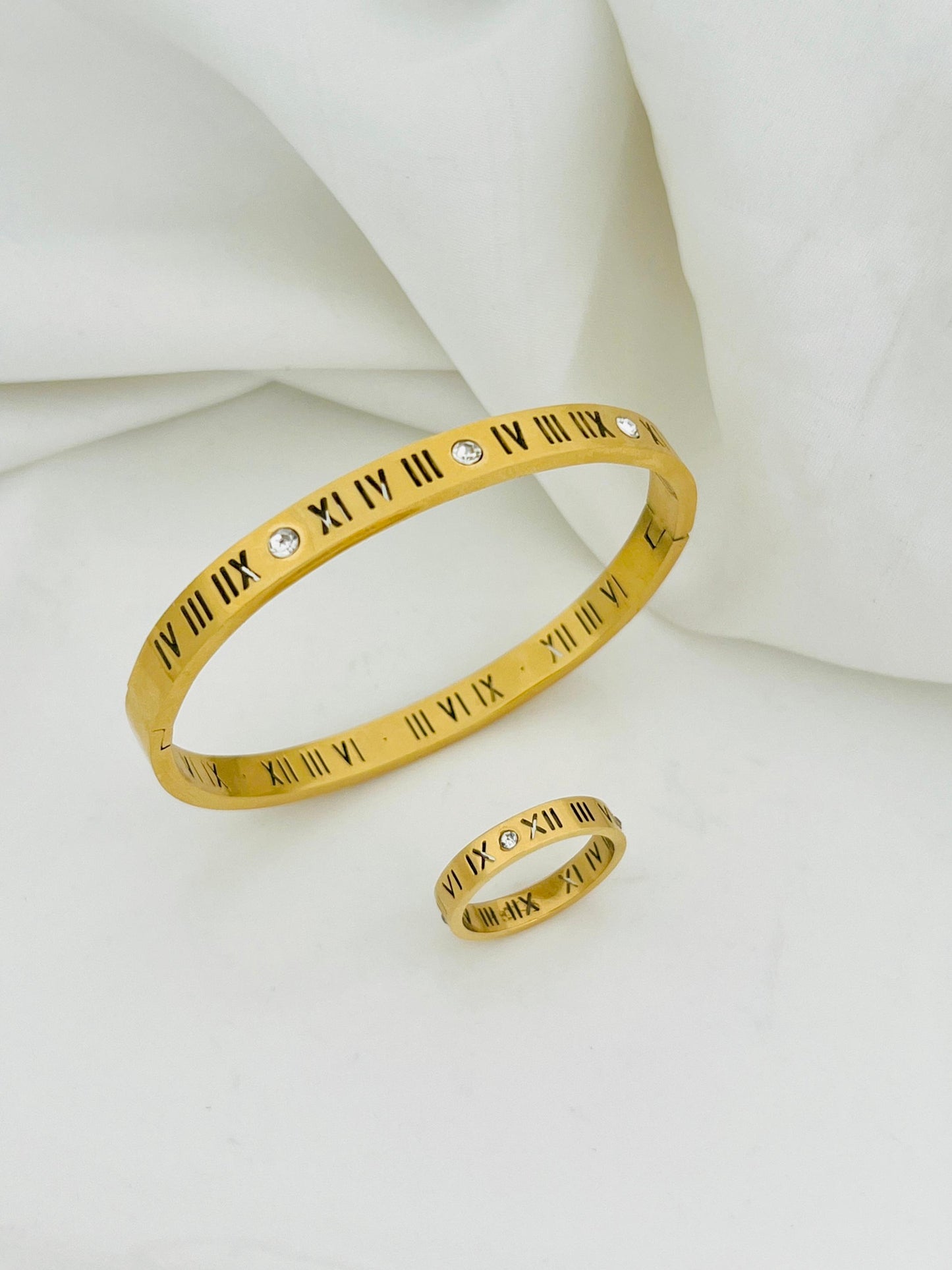 Stainless Steel Top Trending Handcuff With Ring