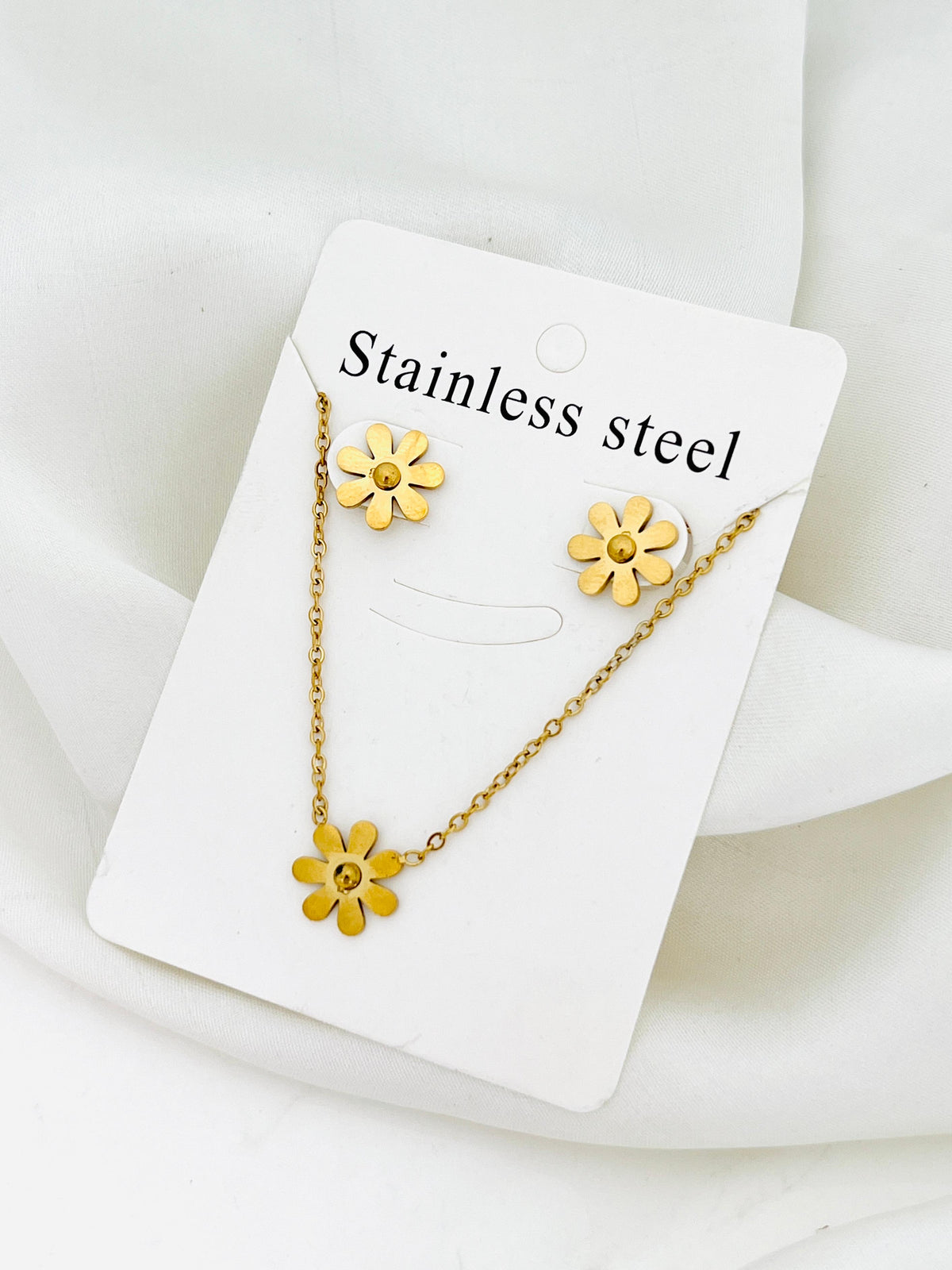 Premium Quality Sainless Steel Locket Sets