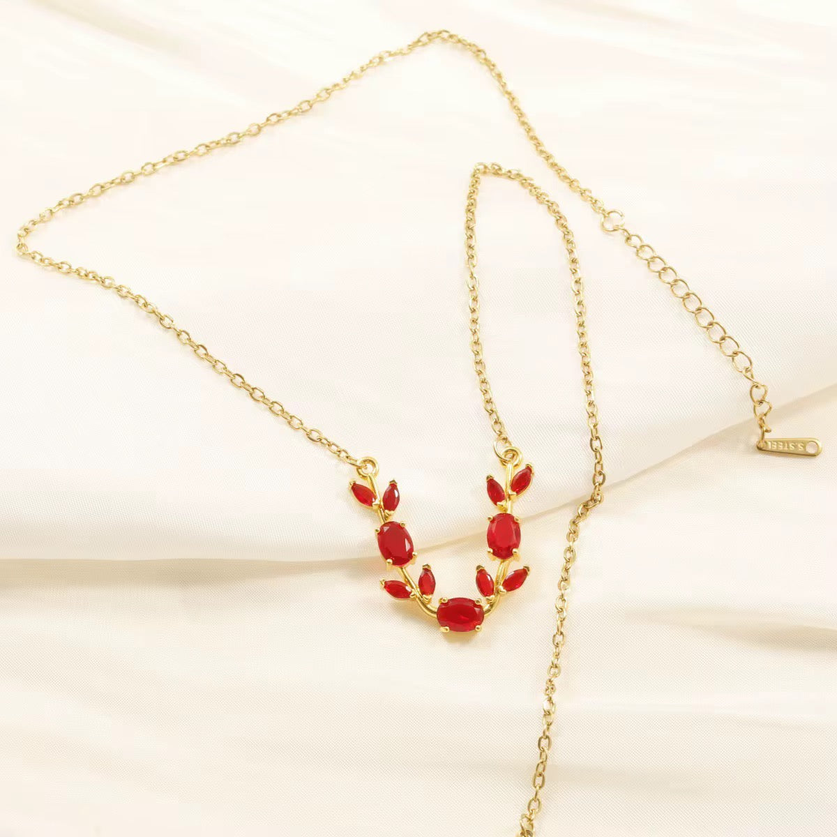 Premium Quality Stainless Steel Pendent/Chain