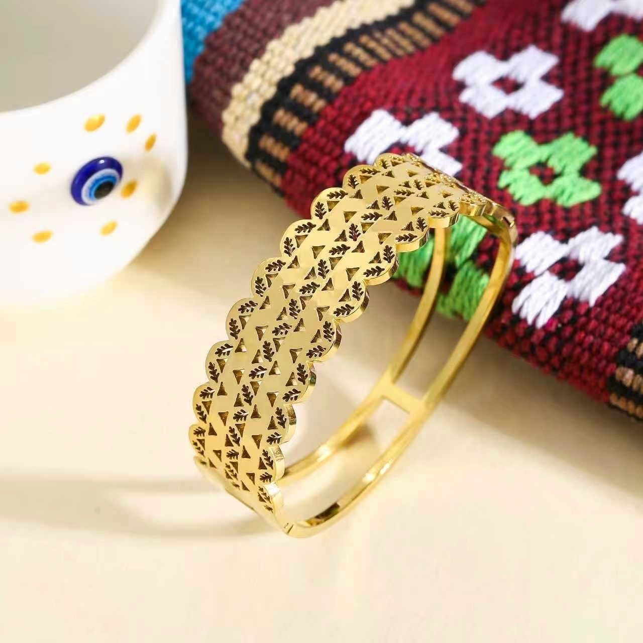 Premium Quality Stainless Steel Top Trending Handcuff