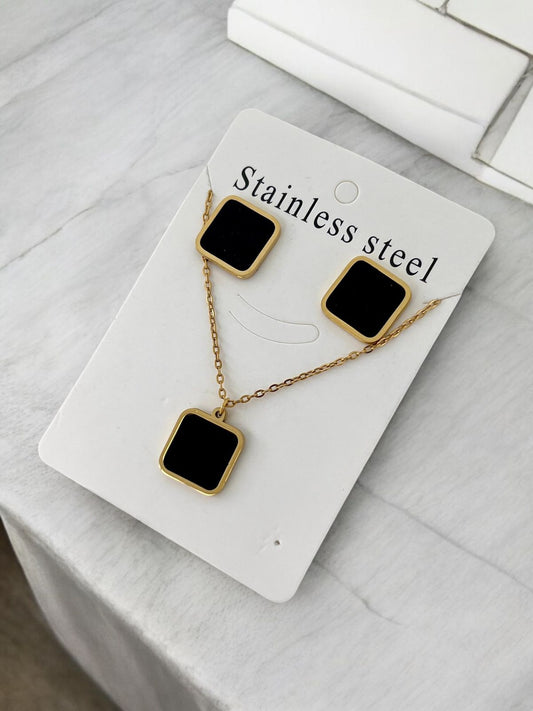 Premium Quality Sainless Steel Locket Sets