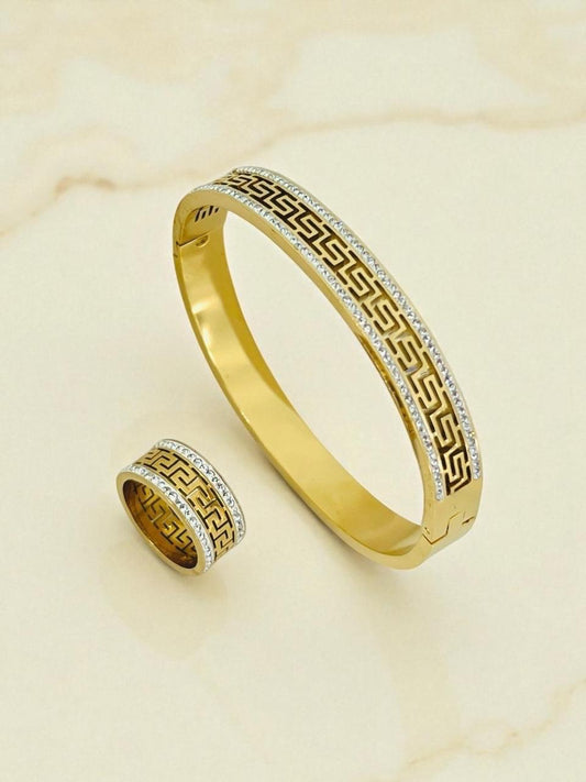 Stainless Steel Top Trending Handcuff With Ring