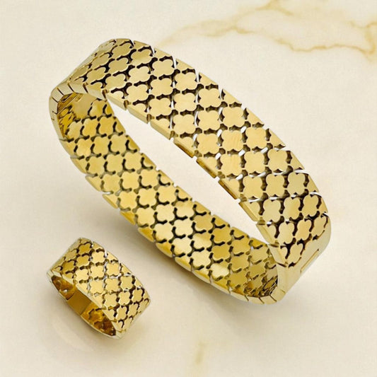 Stainless Steel Top Trending Handcuff With Ring