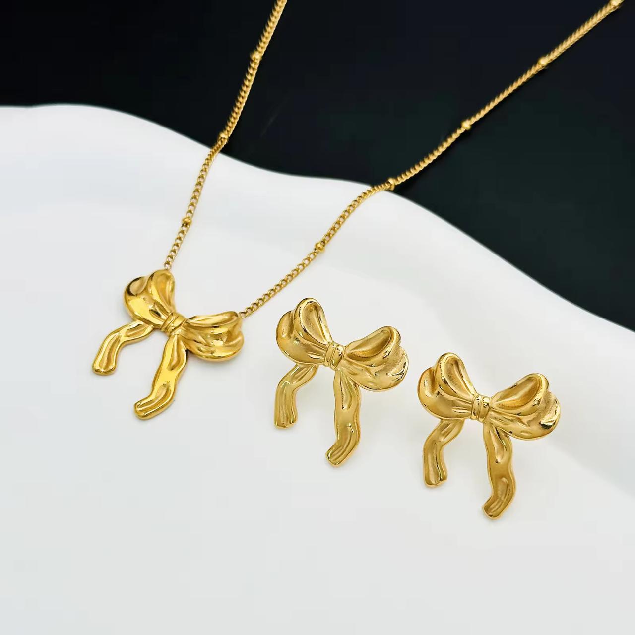 Premium Quality Sainless Steel Locket Sets