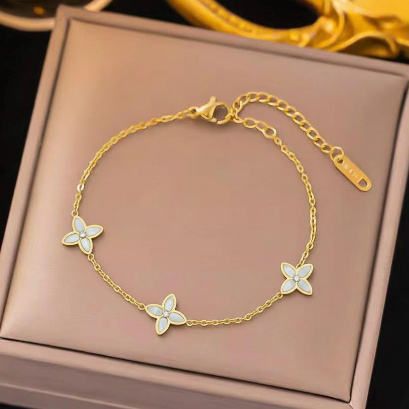 Premium Quality Stainless Steel Luxury Brecelet