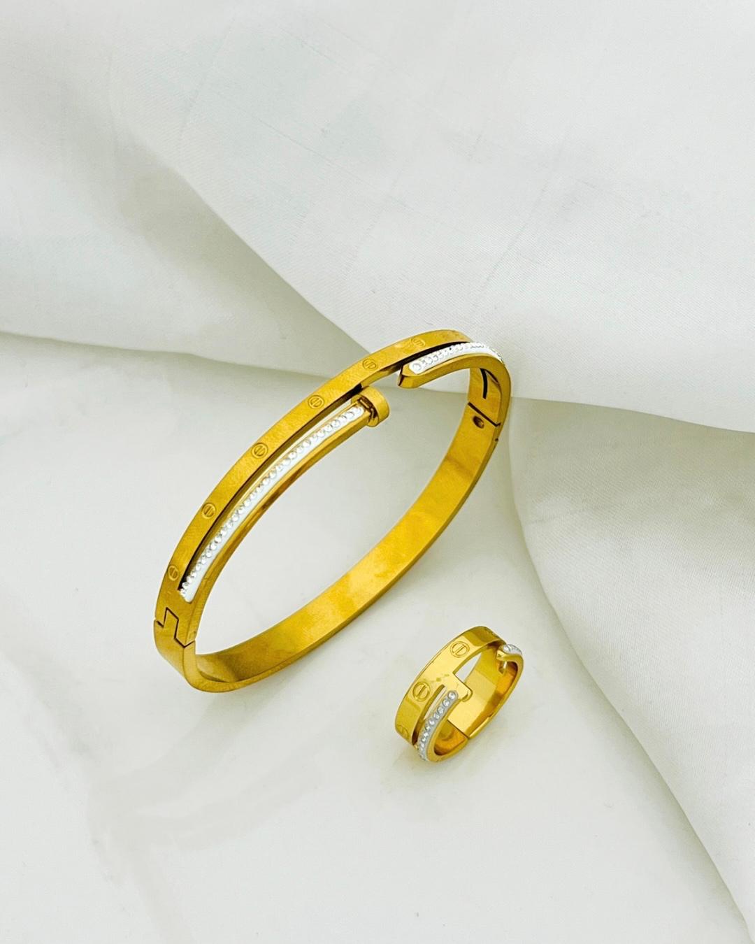 Stainless Steel Top Trending Handcuff With Ring