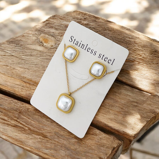 Premium Quality Sainless Steel Locket Sets